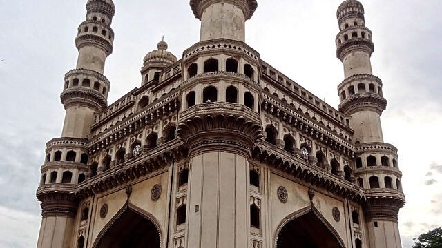 640px-Charminar-Pride_of_Hyderabad