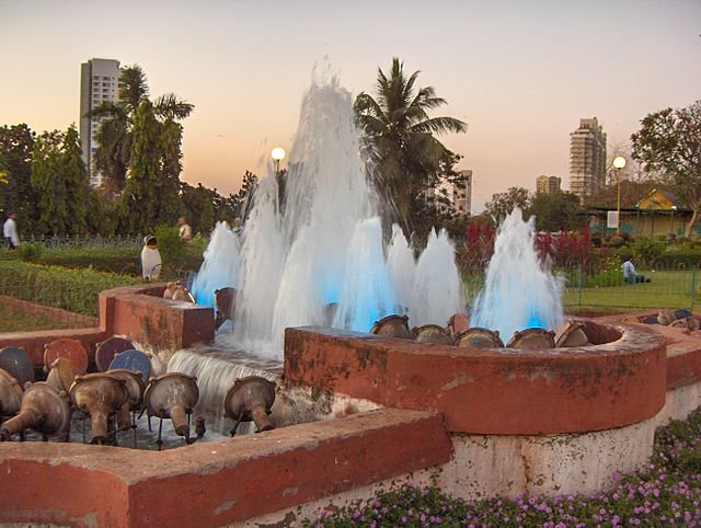 640px-Hanging-Gardens-5