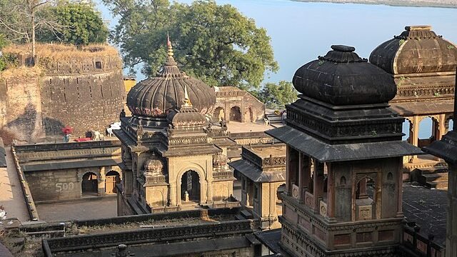 Ahileshwar Temple