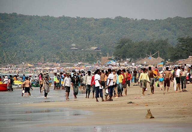 Calangute-Busy-Beach