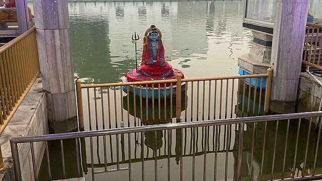 Durgiana_Temple-2