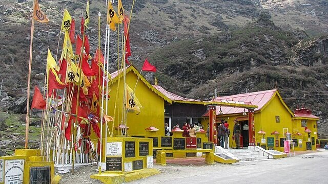 Harbhajan_Singh_memorial_(7348781594)