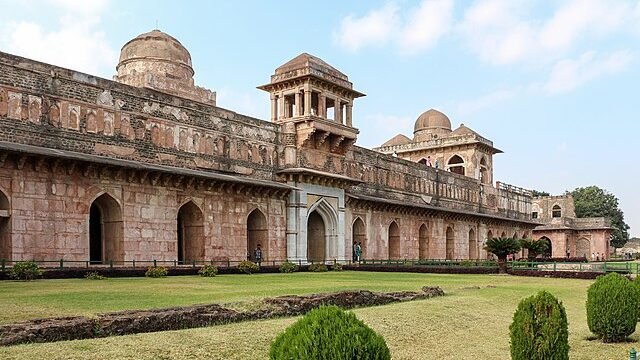 Places to Visit in Mandu