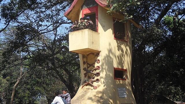 hanging garden mumbai
