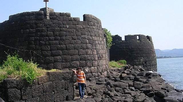 Kolabafort_west_side