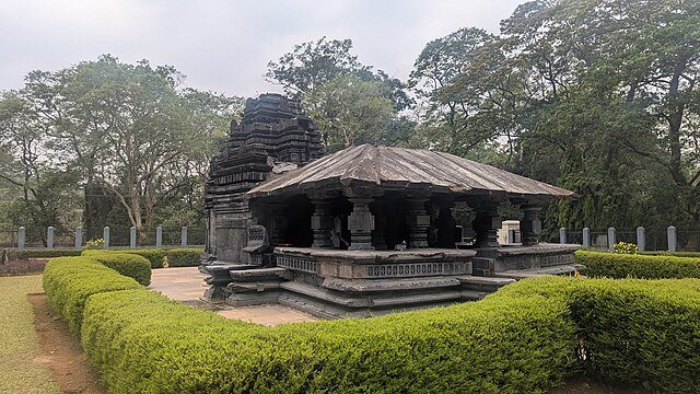 Tambdi Surla Temple