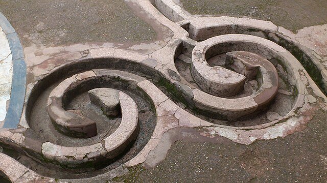 Nilkanth Mahadev Mandir is best Places to Visit in Mandu