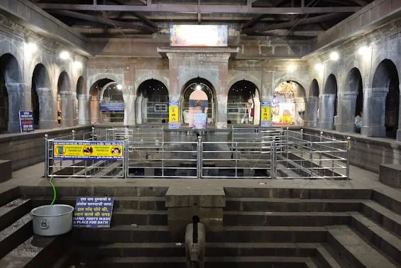 Panchganga Temple2