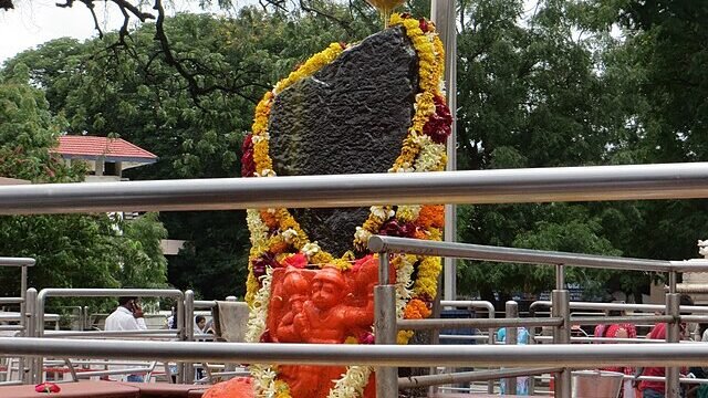 Shani_Shingnapur_shanidev