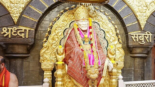 Shirdi_Sai_Baba_Samadhi