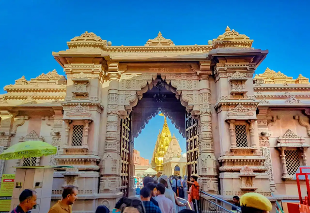 Shree Kashi Vishwanath Jyotirlinga1