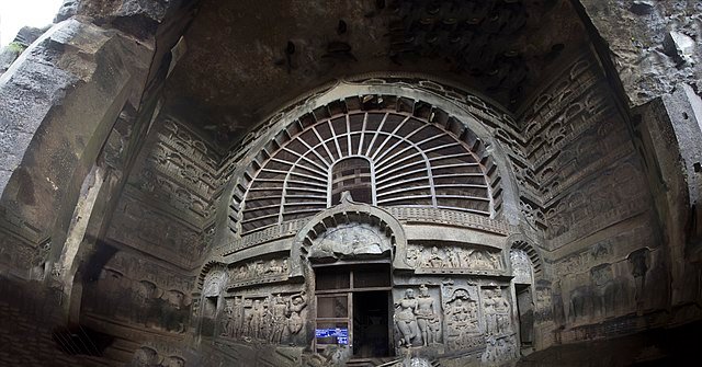 Entrance_of_Karla_Caves