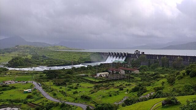 Pawna_lake_reservoir
