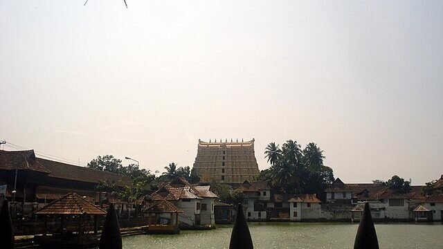 പദ്മനാഭസ്വാമി_ക്ഷേത്രം.JPG