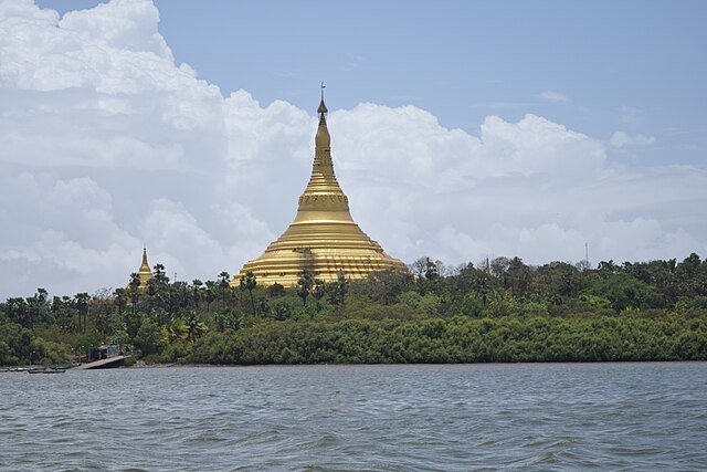 Global_Vipassana_Pagoda_View
