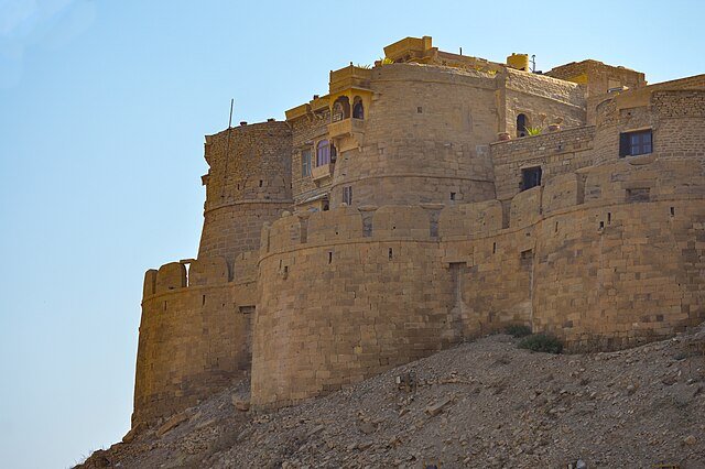 The Famous Oldest Fort in India