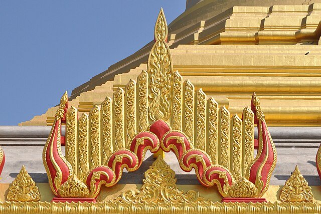 Motif_on_Global_Vipassana_Pagoda